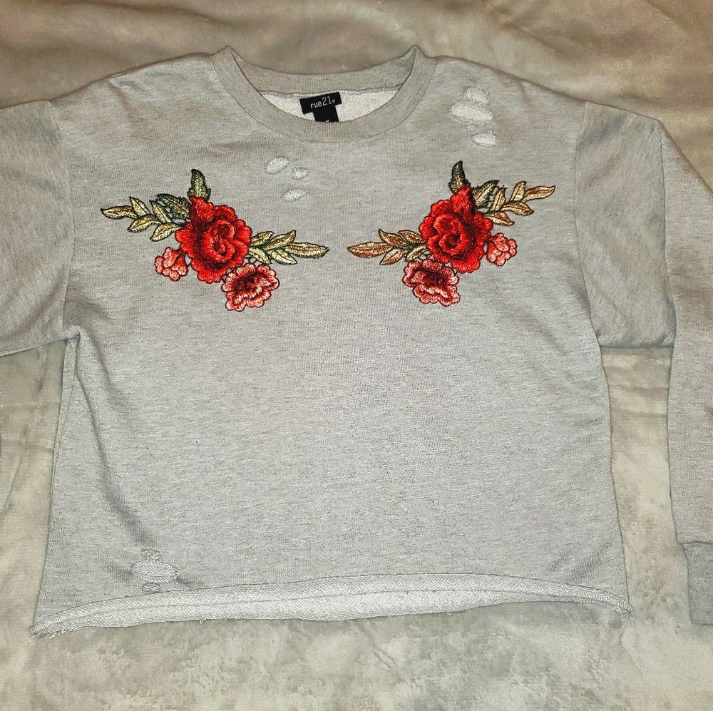 Long Sleeve Rose Crop Top